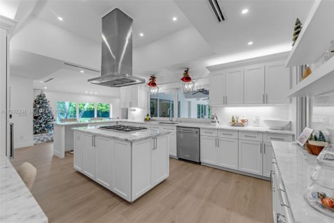 Купить виллу или дом в Хомстед, Флорида 4 спальни, 255.57м2, № 2035015 - фото 17