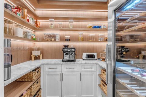 Купить виллу или дом в Хомстед, Флорида 4 спальни, 255.57м2, № 2035015 - фото 8