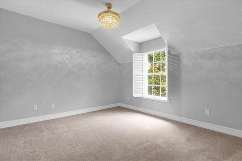 House in Winter Park, Florida 6 bedrooms, 330.17 sq.m. № 1252898 - photo 26
