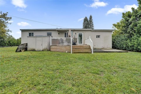 Casa en venta en Miami, Florida, 3 dormitorios, 119.66 m2 № 2056174 - foto 9