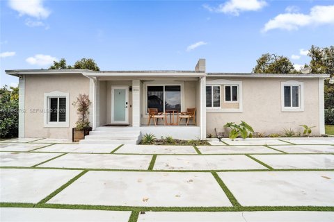 Casa en venta en Miami, Florida, 3 dormitorios, 119.66 m2 № 2056174 - foto 25