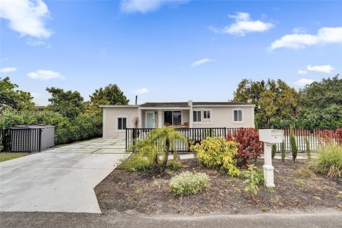 Casa en venta en Miami, Florida, 3 dormitorios, 119.66 m2 № 2056174 - foto 23