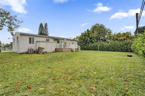 Casa en venta en Miami, Florida, 3 dormitorios, 119.66 m2 № 2056174 - foto 12