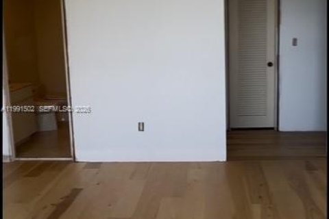 Copropriété à vendre à Miami, Floride: 2 chambres, 152.17 m2 № 2052248 - photo 13