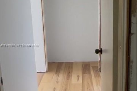 Copropriété à vendre à Miami, Floride: 2 chambres, 152.17 m2 № 2052248 - photo 12