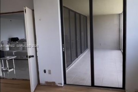 Copropriété à vendre à Miami, Floride: 2 chambres, 152.17 m2 № 2052248 - photo 8