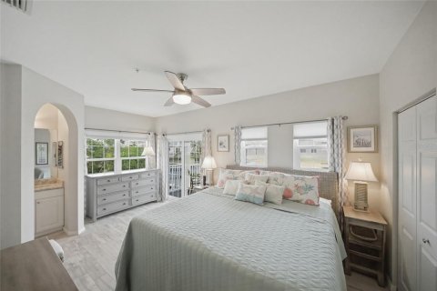 Adosado en venta en Bradenton Beach, Florida, 3 dormitorios, 141.58 m2 № 2100338 - foto 25