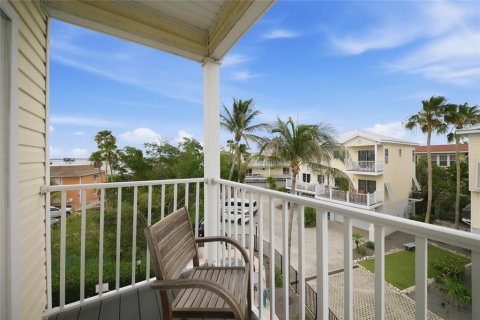 Adosado en venta en Bradenton Beach, Florida, 3 dormitorios, 141.58 m2 № 2100338 - foto 30