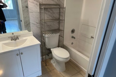 Купить кондоминиум в Майами, Флорида 2 спальни, 81.48м2, № 1956753 - фото 7