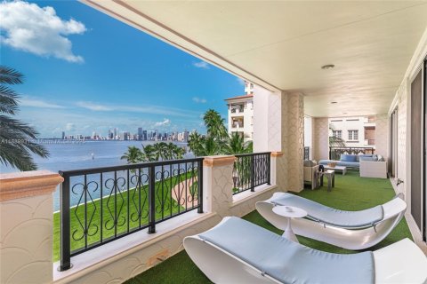 Copropriété à vendre à Miami Beach, Floride: 4 chambres, 381.74 m2 № 2154781 - photo 4