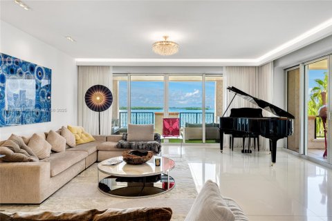 Copropriété à vendre à Miami Beach, Floride: 4 chambres, 381.74 m2 № 2154781 - photo 2