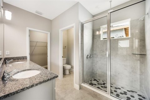 House in Winter Garden, Florida 4 bedrooms, 193.52 sq.m. № 1835090 - photo 18