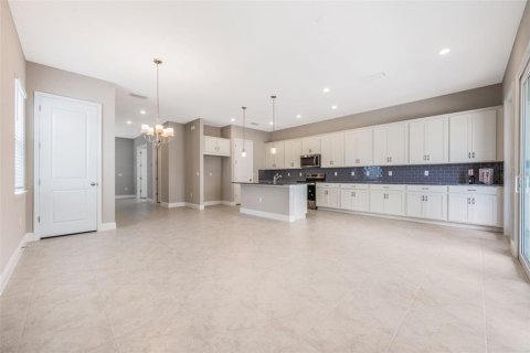House in Winter Garden, Florida 4 bedrooms, 193.52 sq.m. № 1835090 - photo 7