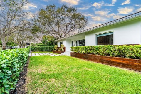 Villa ou maison à vendre à Miami Shores, Floride: 4 chambres, 203.73 m2 № 2077403 - photo 28