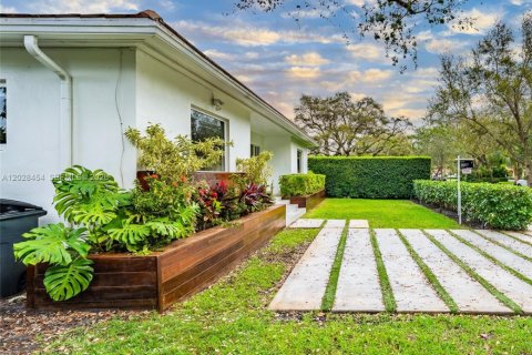 Villa ou maison à vendre à Miami Shores, Floride: 4 chambres, 203.73 m2 № 2077403 - photo 27