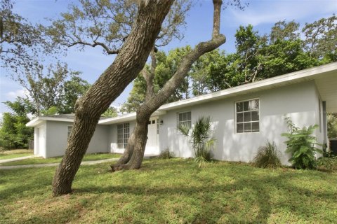 Villa ou maison à Spring Hill, Floride 4 chambres, 144 m2 № 2403030
