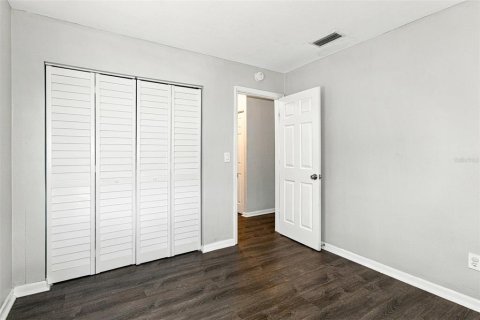 Villa ou maison à louer à Spring Hill, Floride: 4 chambres, 144 m2 № 2403030 - photo 9