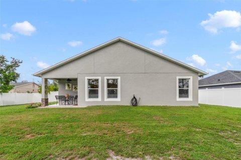 House in Deltona, Florida 3 bedrooms, 140 sq.m. № 1894018 - photo 19