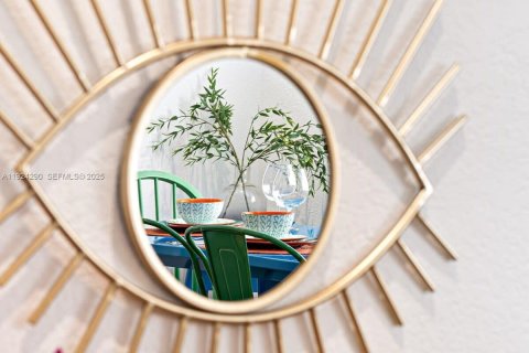 Снять в аренду виллу или дом в Форт-Лодердейл, Флорида 2 спальни, 46.45м2, № 1983641 - фото 19