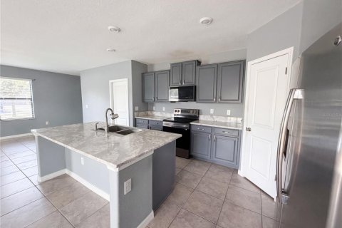 House in Riverview, Florida 4 bedrooms, 173.73 sq.m. № 2150884 - photo 11