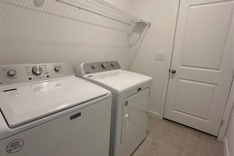 Casa en venta en Clermont, Florida, 4 dormitorios, 178.56 m2 № 1670950 - foto 17
