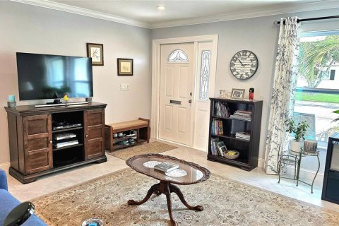 Casa en venta en Pinellas Park, Florida, 2 dormitorios, 154.68 m2 № 1854401 - foto 5