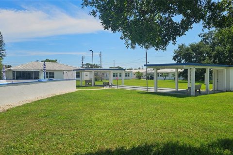 Casa en venta en Pinellas Park, Florida, 2 dormitorios, 154.68 m2 № 1854401 - foto 29
