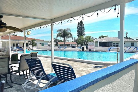 Casa en venta en Pinellas Park, Florida, 2 dormitorios, 154.68 m2 № 1854401 - foto 27