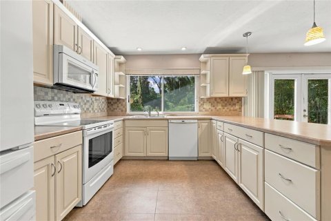 Villa ou maison à vendre à Gainesville, Floride: 5 chambres, 355.35 m2 № 2425673 - photo 17