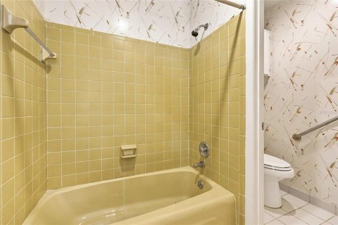 Villa ou maison à vendre à Gainesville, Floride: 5 chambres, 355.35 m2 № 2425673 - photo 30