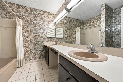 Villa ou maison à vendre à Gainesville, Floride: 5 chambres, 355.35 m2 № 2425673 - photo 23