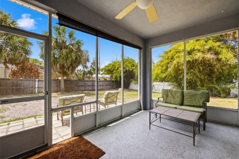 Casa en venta en Leesburg, Florida, 3 dormitorios, 171.5 m2 № 2225682 - foto 2