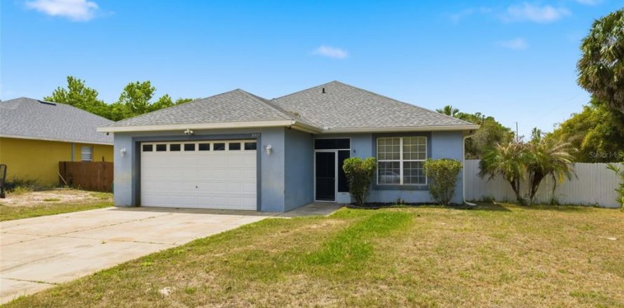 Casa en Leesburg, Florida 3 dormitorios, 171.5 m2 № 2225682