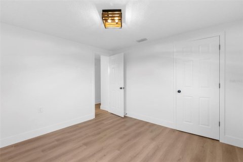 House in Holiday, Florida 3 bedrooms, 138.24 sq.m. № 1907280 - photo 17
