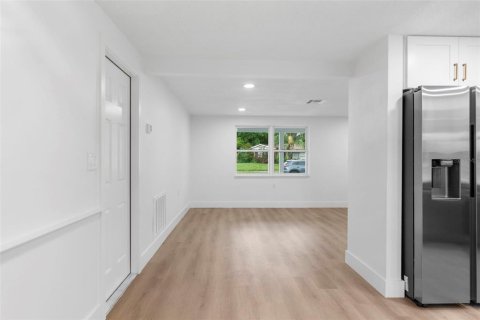 House in Holiday, Florida 3 bedrooms, 138.24 sq.m. № 1907280 - photo 9