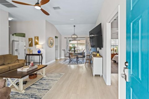 Villa ou maison à vendre à The Villages, Floride: 3 chambres, 129.32 m2 № 2398937 - photo 3