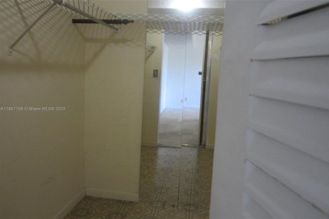 Снять в аренду кондоминиум в Дейви, Флорида 2 спальни, 111.48м2, № 1951778 - фото 9