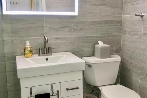 Condo in Miramar, Florida, 1 bedroom  № 1612947 - photo 14