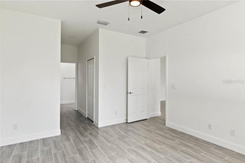 Villa ou maison à louer à Lehigh Acres, Floride: 3 chambres, 151.71 m2 № 2429383 - photo 11