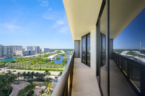 Condo in Sunny Isles Beach, Florida, 2 bedrooms  № 1727581 - photo 9