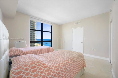 Condo in Sunny Isles Beach, Florida, 2 bedrooms  № 1727581 - photo 20