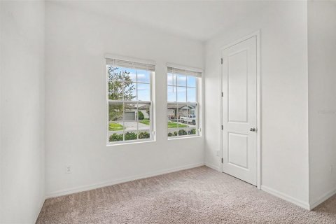 House in HAMPTON OAKS in Deltona, Florida 3 bedrooms, 155.61 sq.m. № 2196458 - photo 29