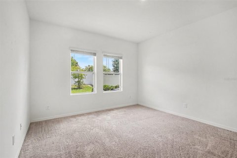 House in HAMPTON OAKS in Deltona, Florida 3 bedrooms, 155.61 sq.m. № 2196458 - photo 17
