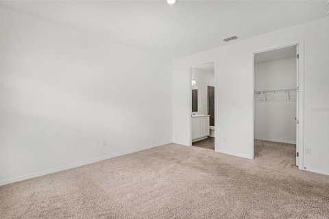 House in HAMPTON OAKS in Deltona, Florida 3 bedrooms, 155.61 sq.m. № 2196458 - photo 22