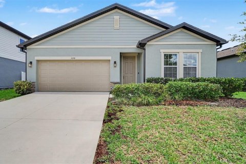 House in HAMPTON OAKS in Deltona, Florida 3 bedrooms, 155.61 sq.m. № 2196458 - photo 4