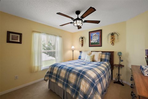 House in The Villages, Florida 3 bedrooms, 181.44 sq.m. № 1832707 - photo 19