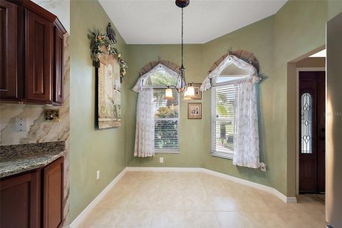 House in The Villages, Florida 3 bedrooms, 181.44 sq.m. № 1832707 - photo 7