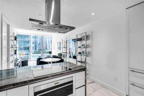 Condominio en venta en Miami, Florida, 1 dormitorio, 63.17 m2 № 1974912 - foto 11
