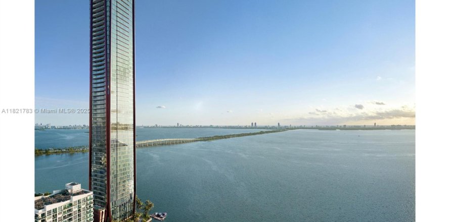 Condominio en Miami, Florida, 3 dormitorios  № 1784124