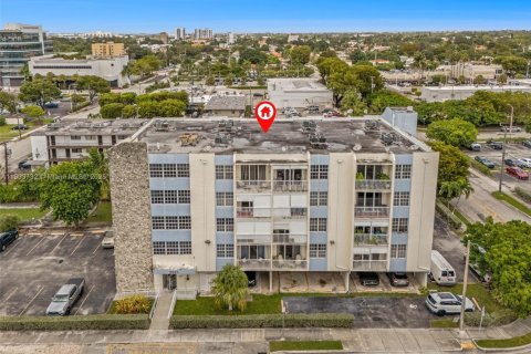 Condominio en venta en Miami, Florida, 2 dormitorios, 65.03 m2 № 2081856 - foto 14